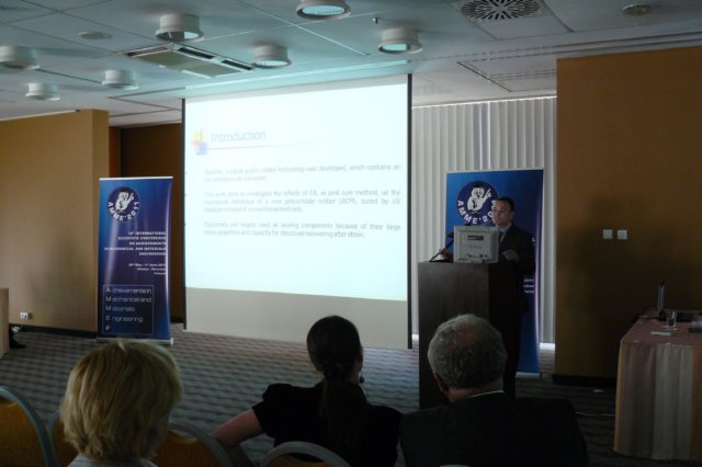 p1480530.jpg